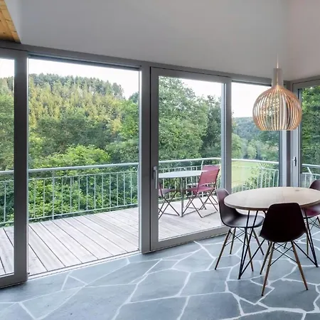 Holiday home Kleines Vulkaneifelhaus *